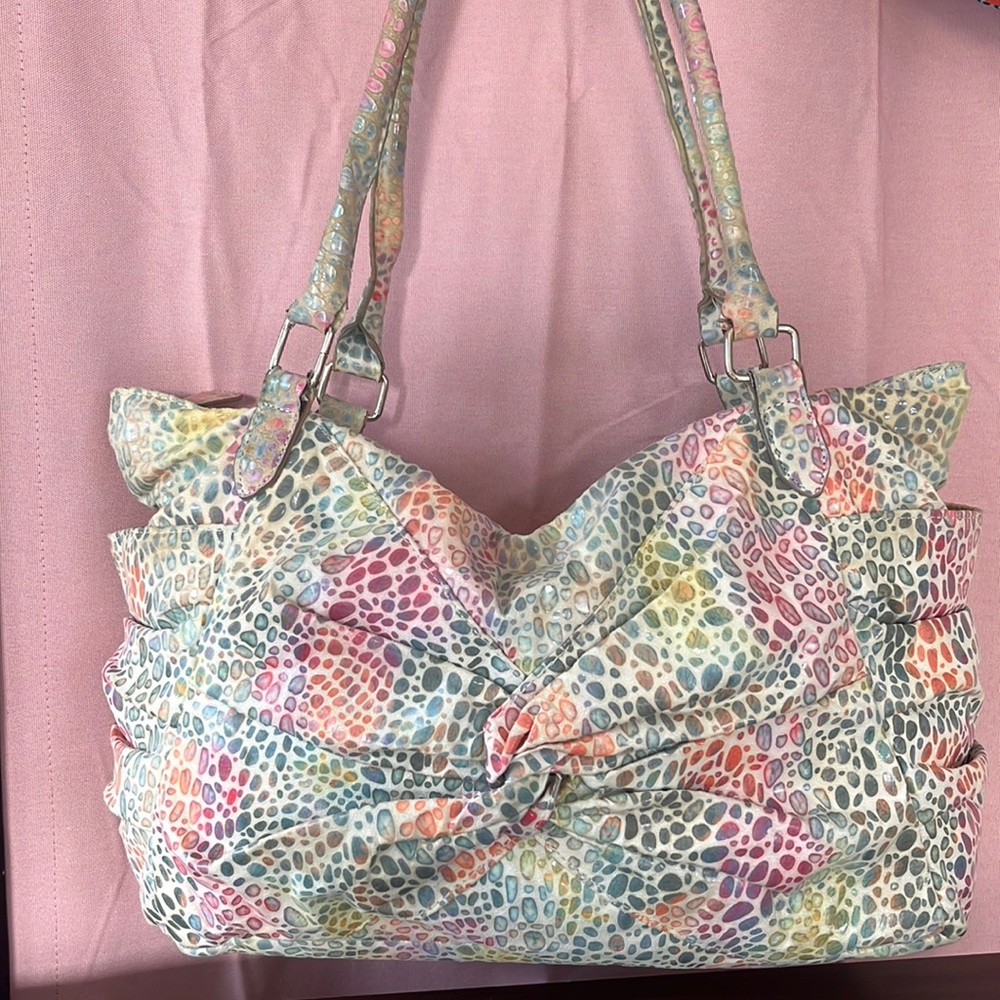 Sondra Robert’s large Tote with cute burlap looking interior.